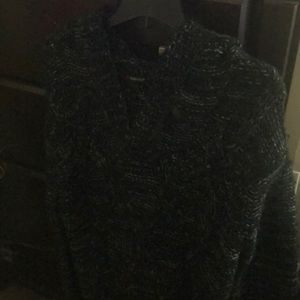 Black & gray sweater with hoodie